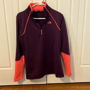 North face women’s size medium quarter zip. Purple with contrasting orange.